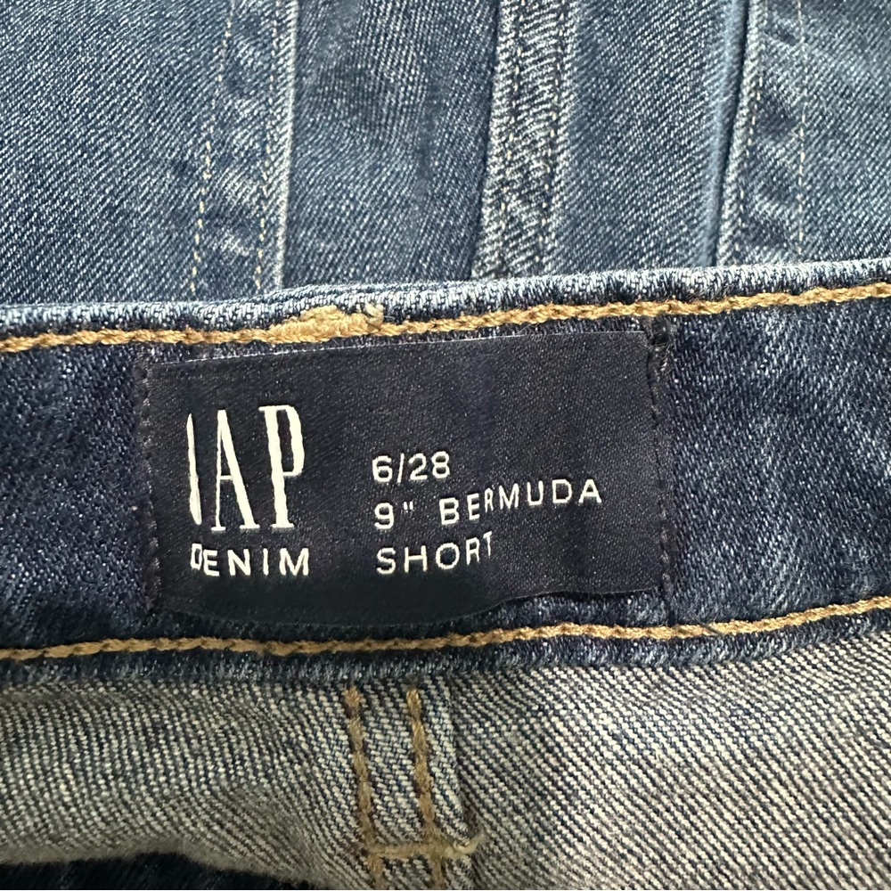 Gap Womens Jean Shorts 6 28 Blue Denim 9” Bermuda Stretch AF5 - Picture 5 of 5
